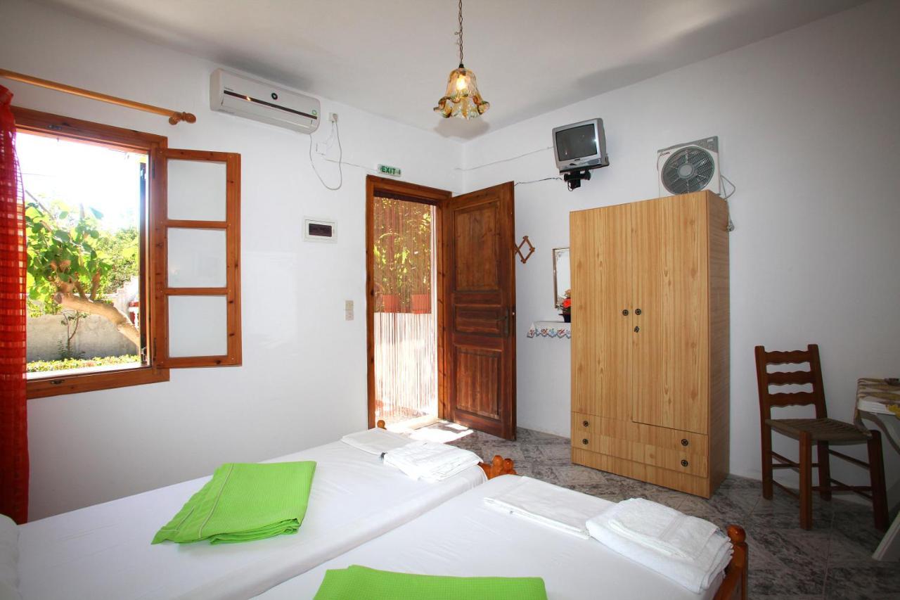Apartament Karidies Skopelos Zewnętrze zdjęcie