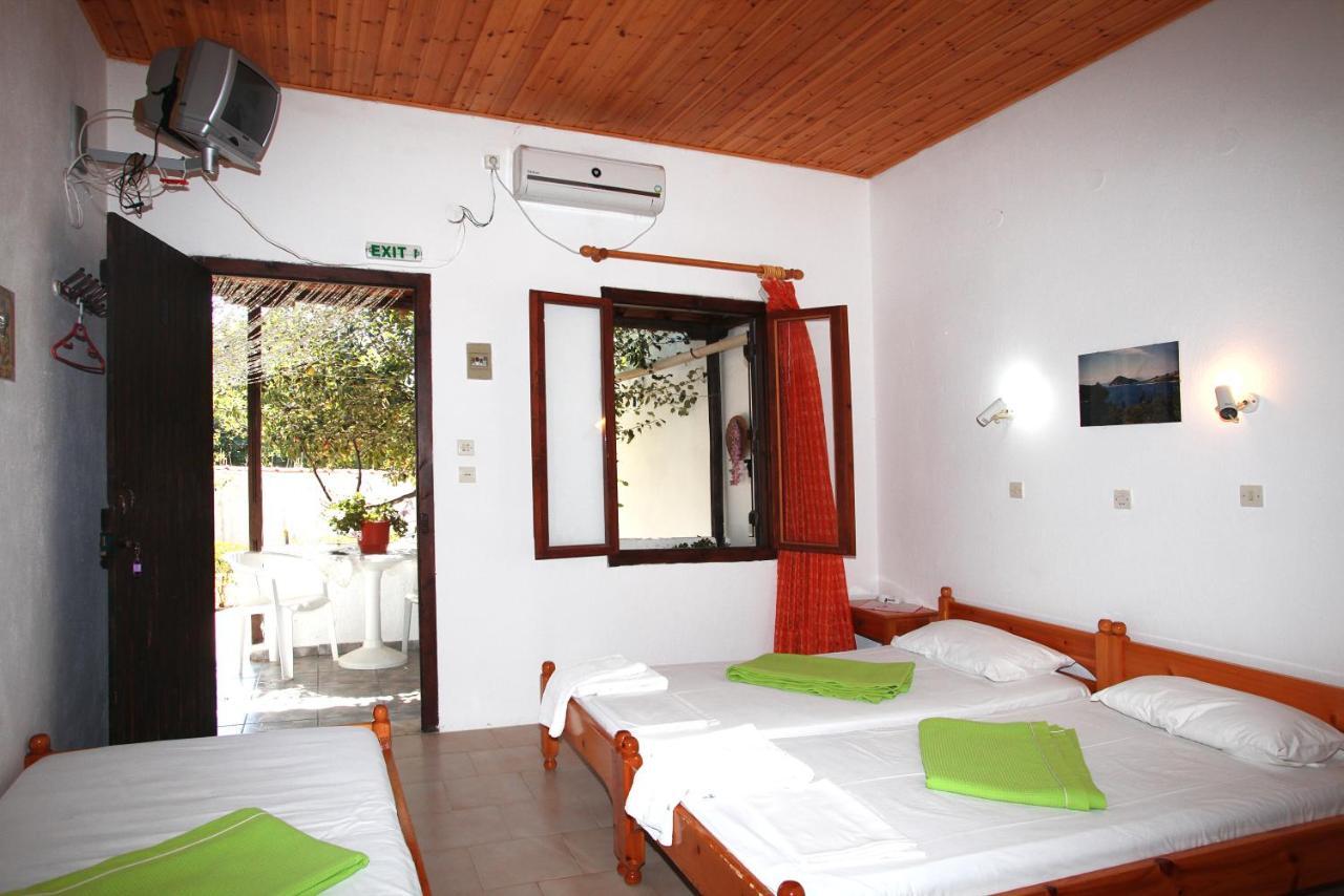 Apartament Karidies Skopelos Zewnętrze zdjęcie